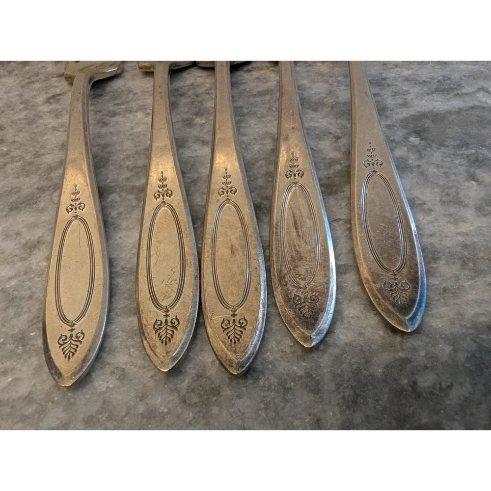 SET‎ 5 DINNER FORKS Vintage COMMUNITY silverplate